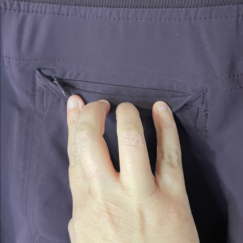 Athleta Midtown Women’s Jogger Pants Plum Purple Drawstring Sz 4T Travel Casual - Picture 8 of 11